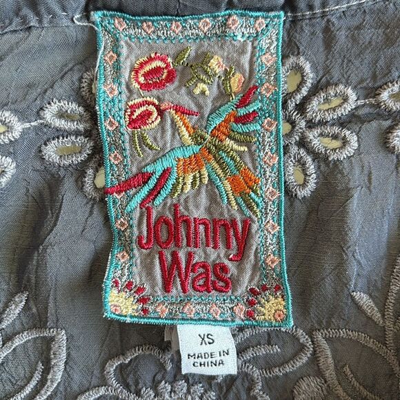 Johnny Was Monroe Blouse Graphite Embroidered Button Front Size XS - Picture 10 of 12